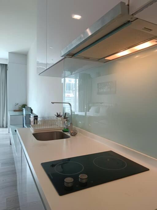 Rm218 Bukit Bintang Balcony Studio Infinity Pool كوالالمبور المظهر الخارجي الصورة